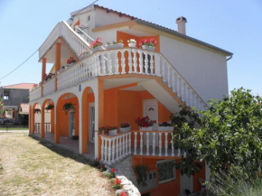 Apartments Zvone - 100 m from sea